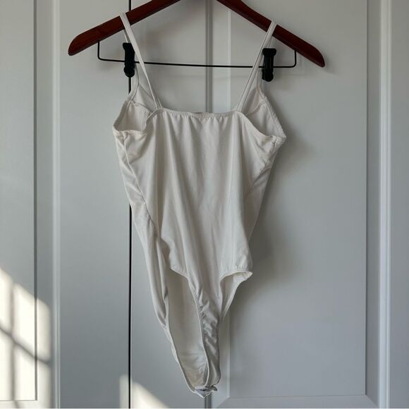 Mikey and Joey Faux Bustier White Thong Bodysuit - Picture 3 of 4